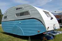 Pictures and history of rare Masterbilt travel trailers